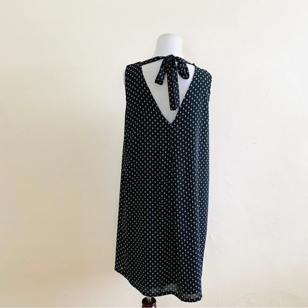 H&M Shift Dress Black 12 White Sheer Overlay Knee Length Sleeveless Sz 12